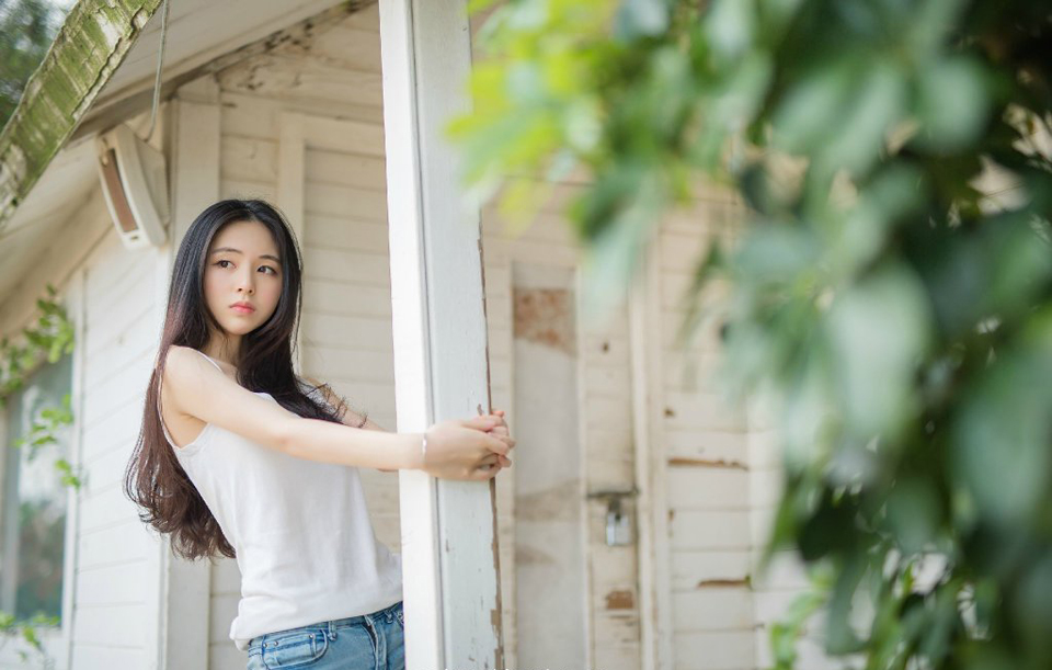 朋友不是先来的人或者认识最久的人，而是那个来了以后再也没有走的人。